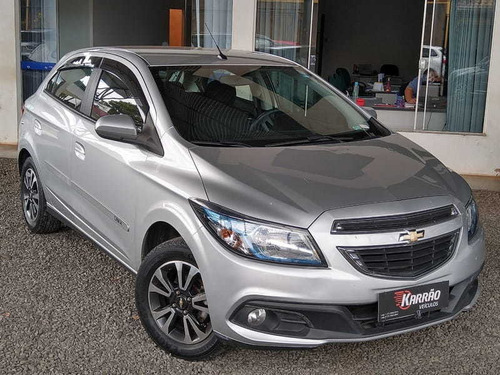 Imagem 4 de 8 de Chevrolet Onix 1.4 Mt Ltz 2016