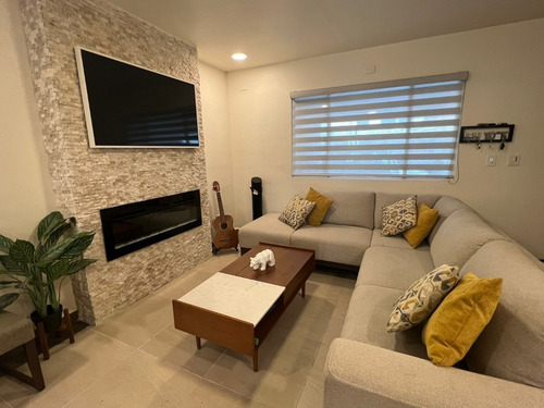 Imagen 3 de 30 de Casa En Residencial Orion Apodaca. Super Equipada. Miguel Alemán A 5 Min De Paseo La Fe Y Citadel.