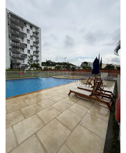 Venta Apartamento De 80mts2 En El Castillo, Jamundí, 13369-4