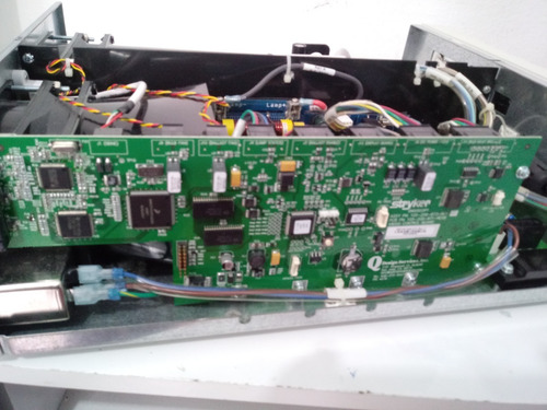 Imagem 2 de 3 de Fonte Lux Stryker X6000, X7000, X8000 (manutenção)