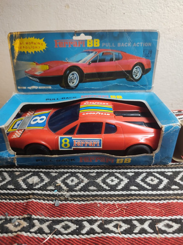 Antiguo Auto De Juguete Ferrari Bb Luz Y Fricción. En Caja