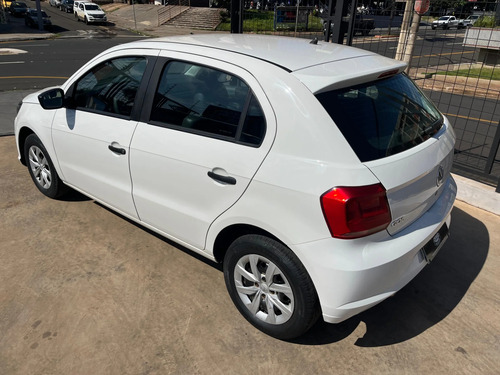 Volkswagen Gol 1.0 12V MPI TOTALFLEX 4P MANUAL