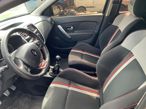 Imagen 12 de 14 de Renault Sandero Rs