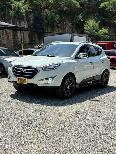 Hyundai TUCSON IX-35 2.0l Crdi 4x2