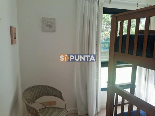 Imagen 13 de 17 de Apartamento En Venta, Frente Al Mar