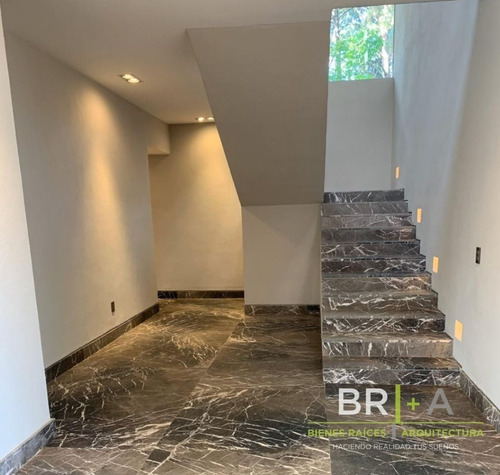 Imagen 12 de 24 de Casa Nueva Cerca De La Cascada Velo De Novia En Valle De Bra