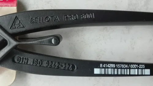 Tenaza Rusa Cabillero Bellota