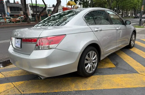 Honda Accord EXL sedan at
