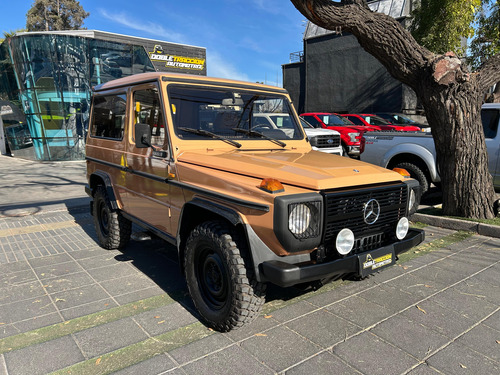 Unico En Su Generación 1, Clase G300