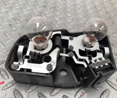 Porta Focos Tra Izq Bmw 320 I Aut V6 2.2 98/2007 (Usado)
