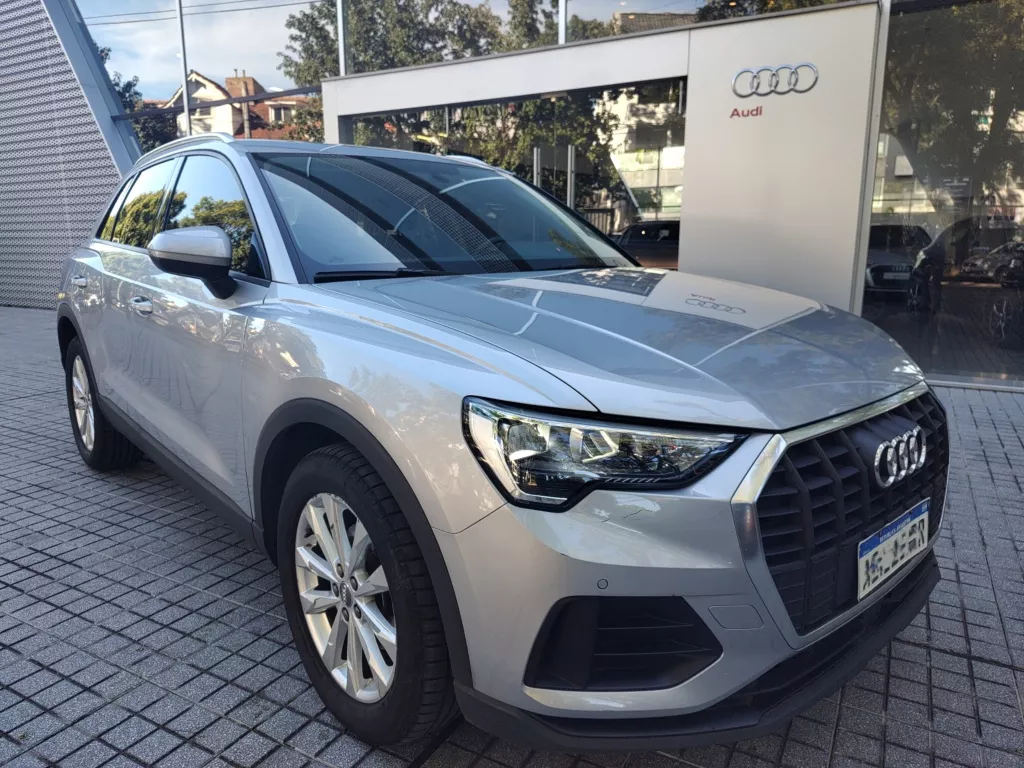 Audi Q3 1.4 35tfsi 150 Cv