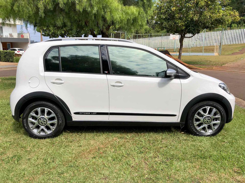 Volkswagen Up! Cross Tsi 1.0 Flex