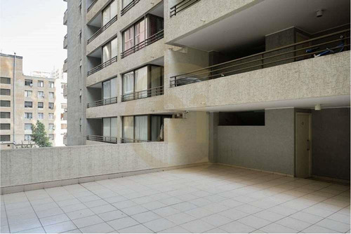 Venta De Departamento A Pasos Del Metro