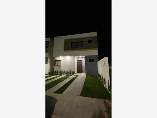 Imagen 2 de 12 de Casa Sola En Renta Lomas De La Rioja