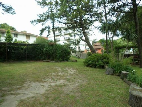 Hermoso Lote Parquizado