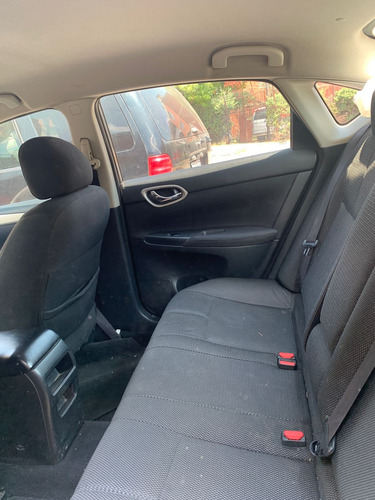 Nissan Sentra 1.8 Advance At