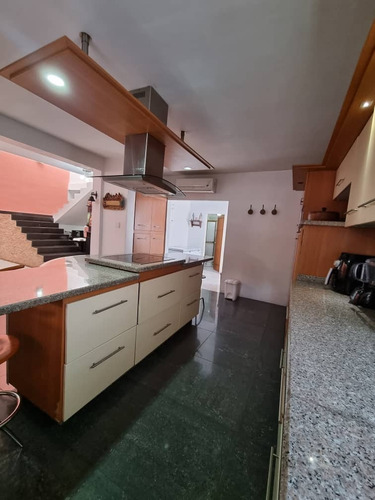 Imagen 8 de 19 de Adriana Atienzo Vende | Casa En Urb. La Trigaleña (foc-1140)
