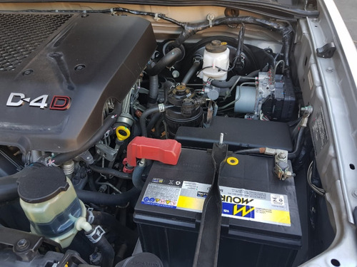 Toyota Hilux 3.0 Cd Srv Cuero I 171cv 4x2