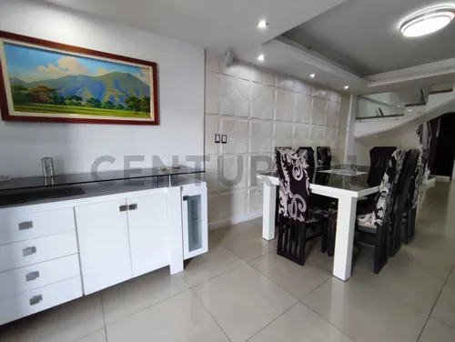 En Venta Casa Bote Sector A