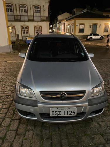 Imagem 2 de 7 de Chevrolet Zafira 2006 2.0 Comfort Flex Power 5p