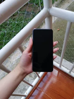Samsung Galaxy S22 (exynos) 256 Gb Phantom Black 8 Gb Ram