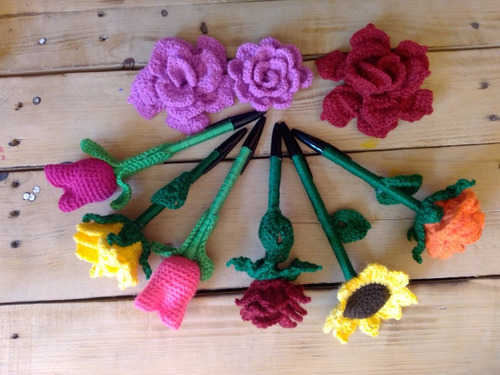 Bolígrafos Decorados De Flores Crochet