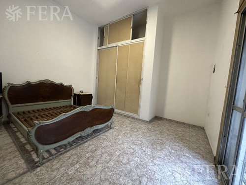 Venta Ph De 2 Ambientes Con Patio En Sarandi