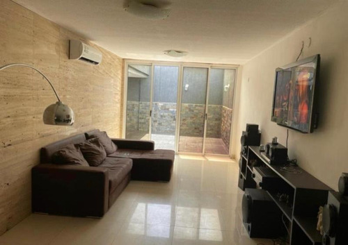 Imagen 2 de 11 de Hermoso Town House En Excelente Conjunto Residencial Listo Para Ocupar