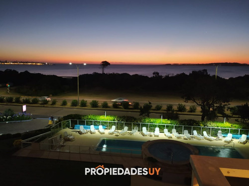 Imagen 6 de 28 de Apartamento De 2 Dormitorios Frente A Playa Mansa