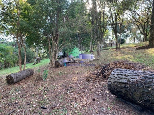Chácara Para Residir Em Atibaia - Sp - Escriturada Com 3101,00 Metros Quadrados - Ch00755