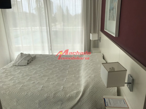 Imagen 14 de 18 de Apartamento De 1 Dormitorio Con Excelente Ubicación, Amplia Financiación