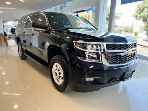 Chevrolet Suburban 6.0 V8 HD Piel 2 Fila Asientos 4x4 At