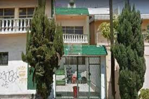 Casa En Venta En Atizapán. Un Buen Hogar, ¡ Es Donde Te Sientes Cómodo!