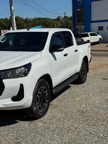 Toyota Hilux 2.8 Std Power Pack Cab. Dupla 4x4 Tdi 4p