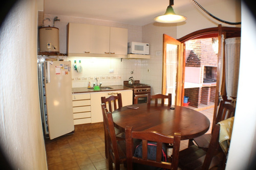 Imagen 11 de 16 de San Bernardo Duplex Para 5/6 Personas Con Wifi, Cochera. Libre Marzo 2023