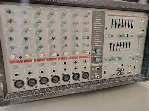 Phonic 740 Plus Mezclador Amplificado 440w 7 Canales Fx (Usado)