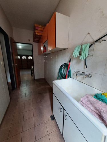 Hermoso Chalet 4 Amb Garaje 3 Baños - Fondito Libre -