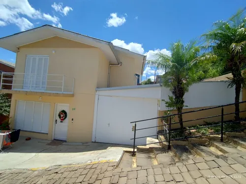Casa Em Condomínio Fechado Em Guaporé