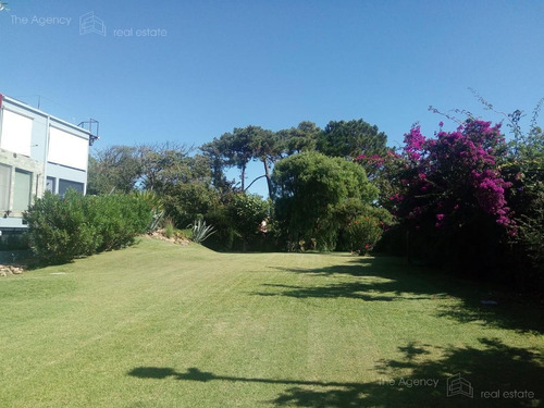 Imagen 2 de 30 de Casa En Venta En Rincón Del Indio -playa Brava -punta Del Este