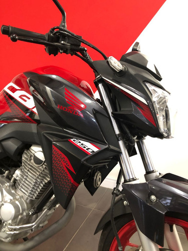 Honda Twister 250 - Usada