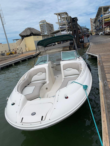 Imagen 6 de 8 de Lancha Sea Ray Sundeck 24 Lv519