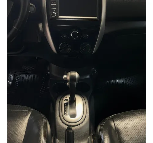 Nissan Versa 1.6 Exclusive At
