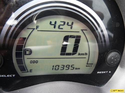 Imagen 14 de 25 de Yamaha Gpd 150-a Nmax