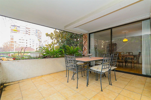 Departamento En Venta De 3 Dorm. En Las Condes