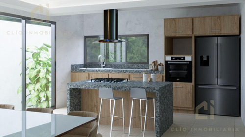 Casa En Venta En Lomas De La Rioja En La Riviera Veracruzana 3 Habitaciones 2.5 Baños