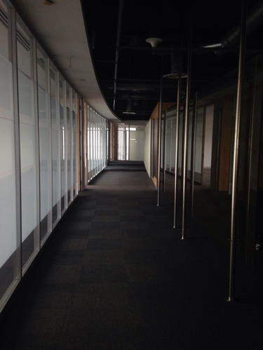 Imagen 1 de 16 de Santa Fe - Se Renta Amplia Oficina En Corporativo