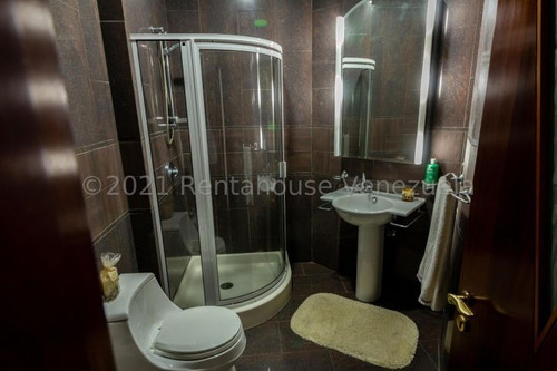 Imagen 9 de 24 de Casa En Venta 22-8102 Yubelys Martínez Rent-a-house