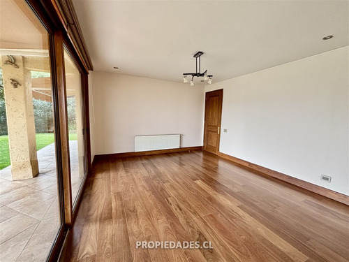 Casa En Condominio En Venta En Lo Barnechea