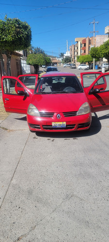 Auto Compacto, Bonito Para Su Año Y No Se A Dejado Caer