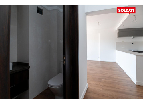 Venta Departamento 2 Ambientes Al Contrafrente - Palermo, Pride Oro